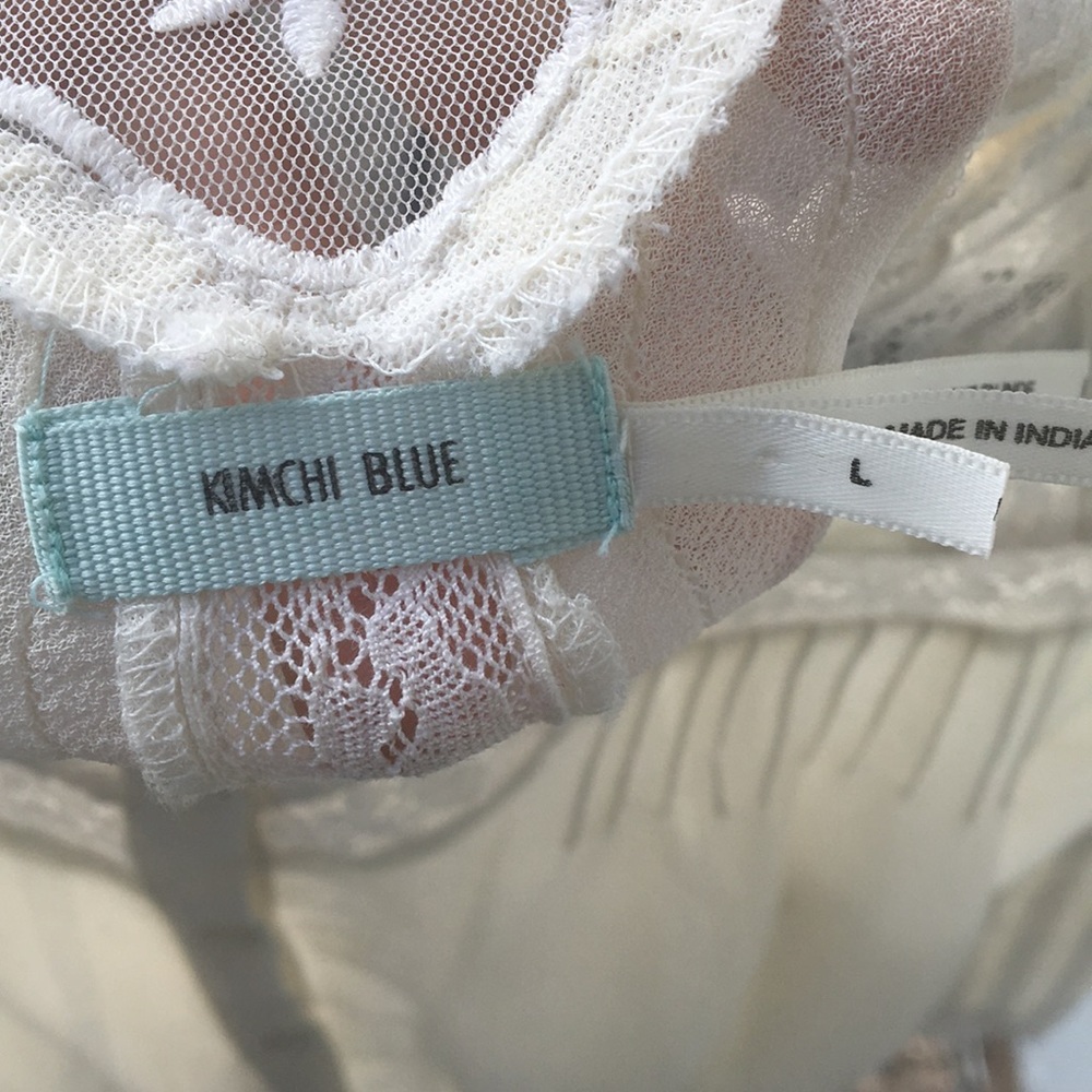 Kimchi Blue Off-White Sheer Lace Pleated Blouse - Picture 7 of 7